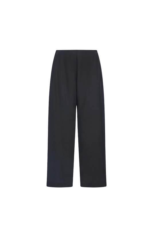 The Row Jaine Pant in Black — front view