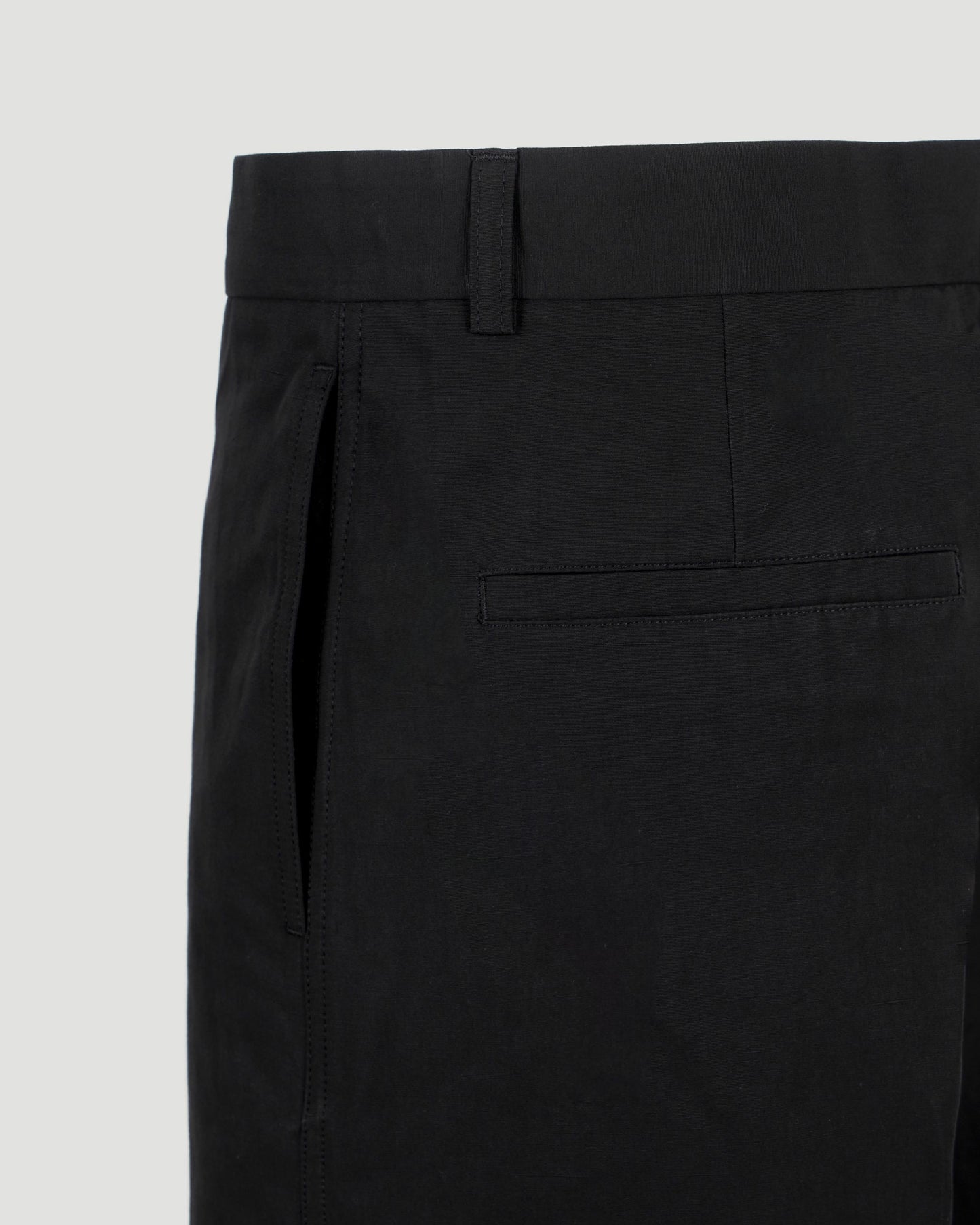 Tailored Shorts in Black