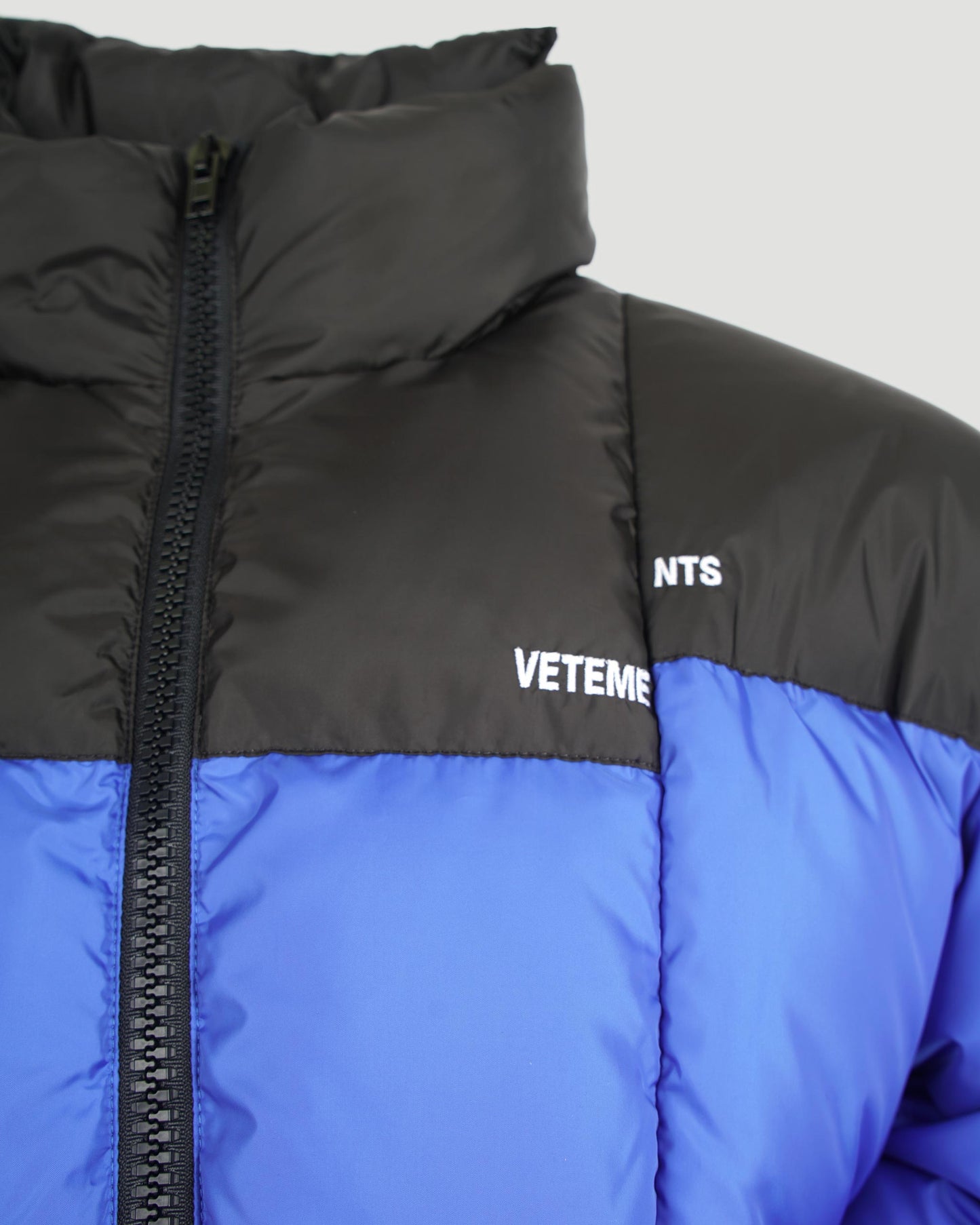 Puffer Jacket in Blue and Black