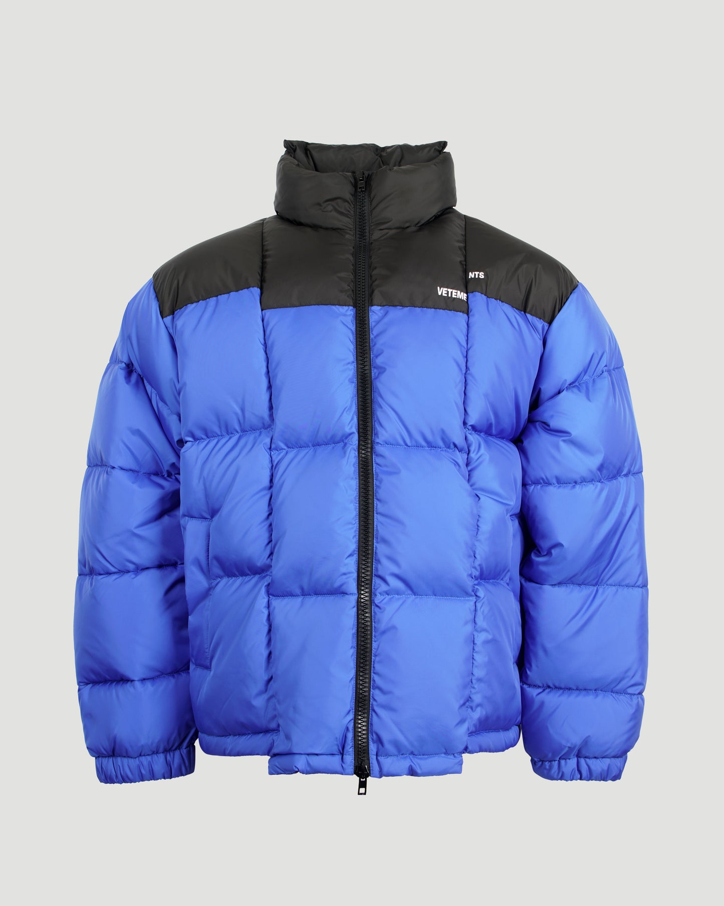 Puffer Jacket in Blue and Black