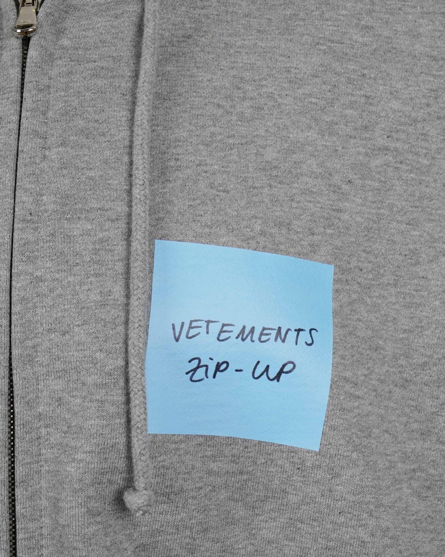 ZIP HOODIE WITH POST-IT NOTE EFFECT IN GREY