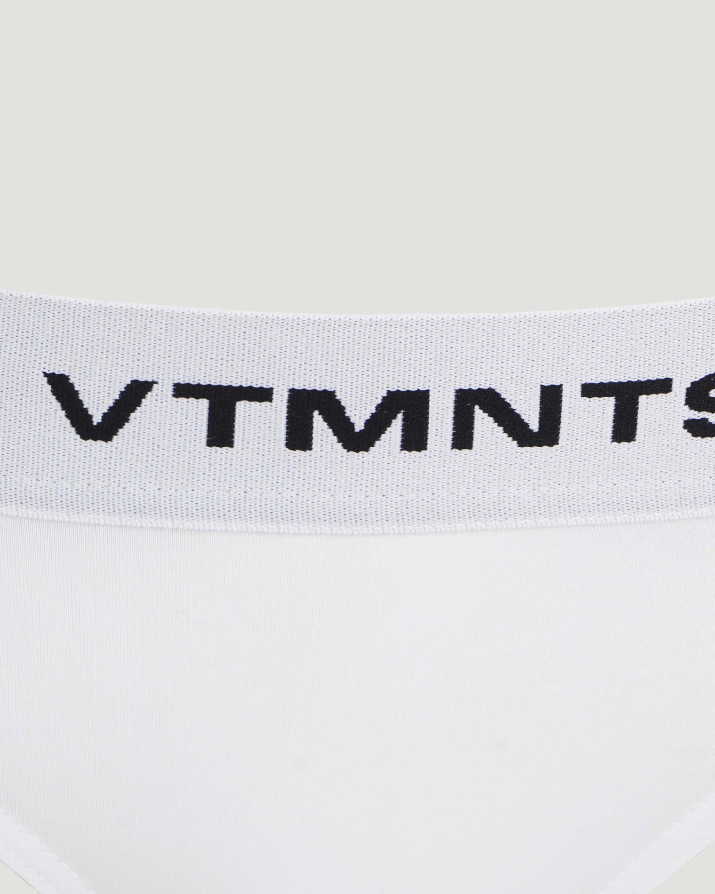 LOGO BRIEFS IN WHITE