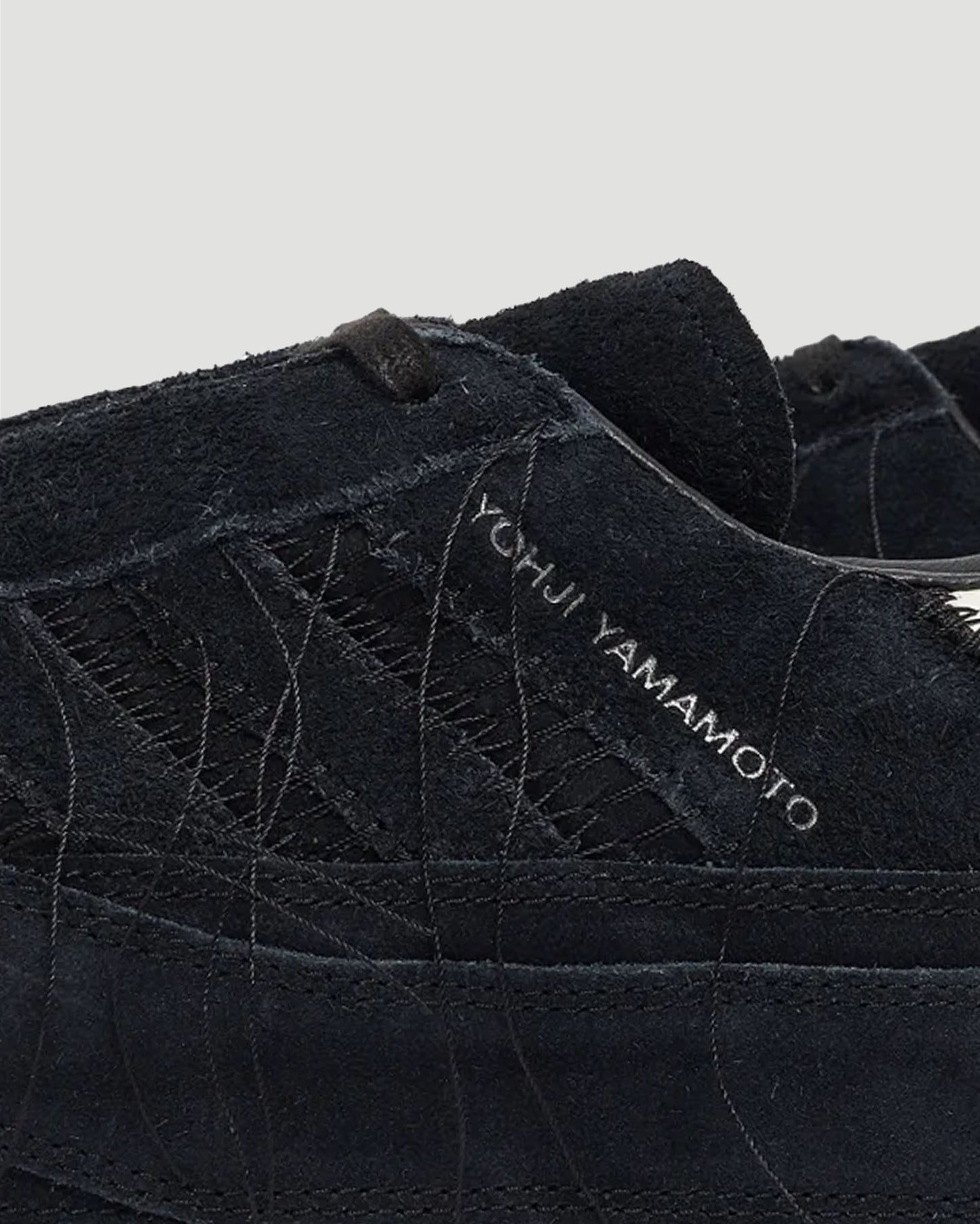 GAZELLE SNEAKERS IN BLACK SUEDE