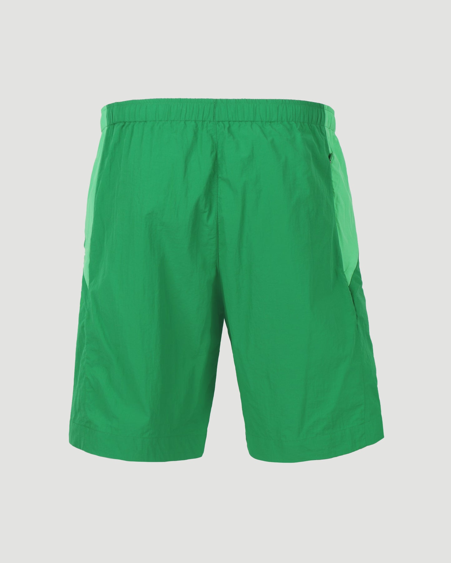 SHORTS IN GREEN
