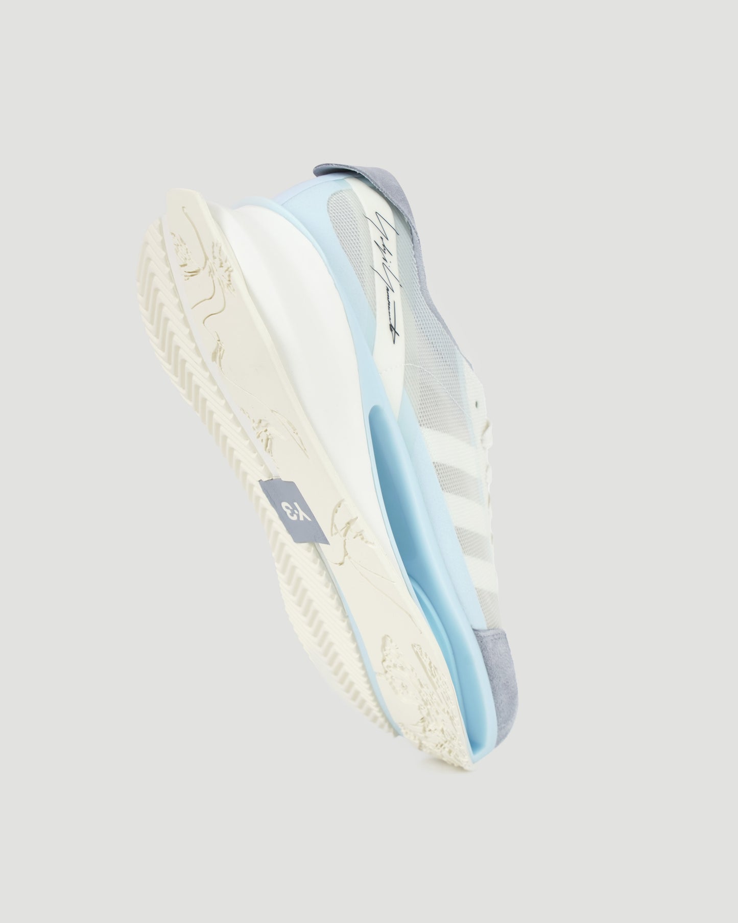 Y-3 Gendo Run trainers in white and blue — product photo 4