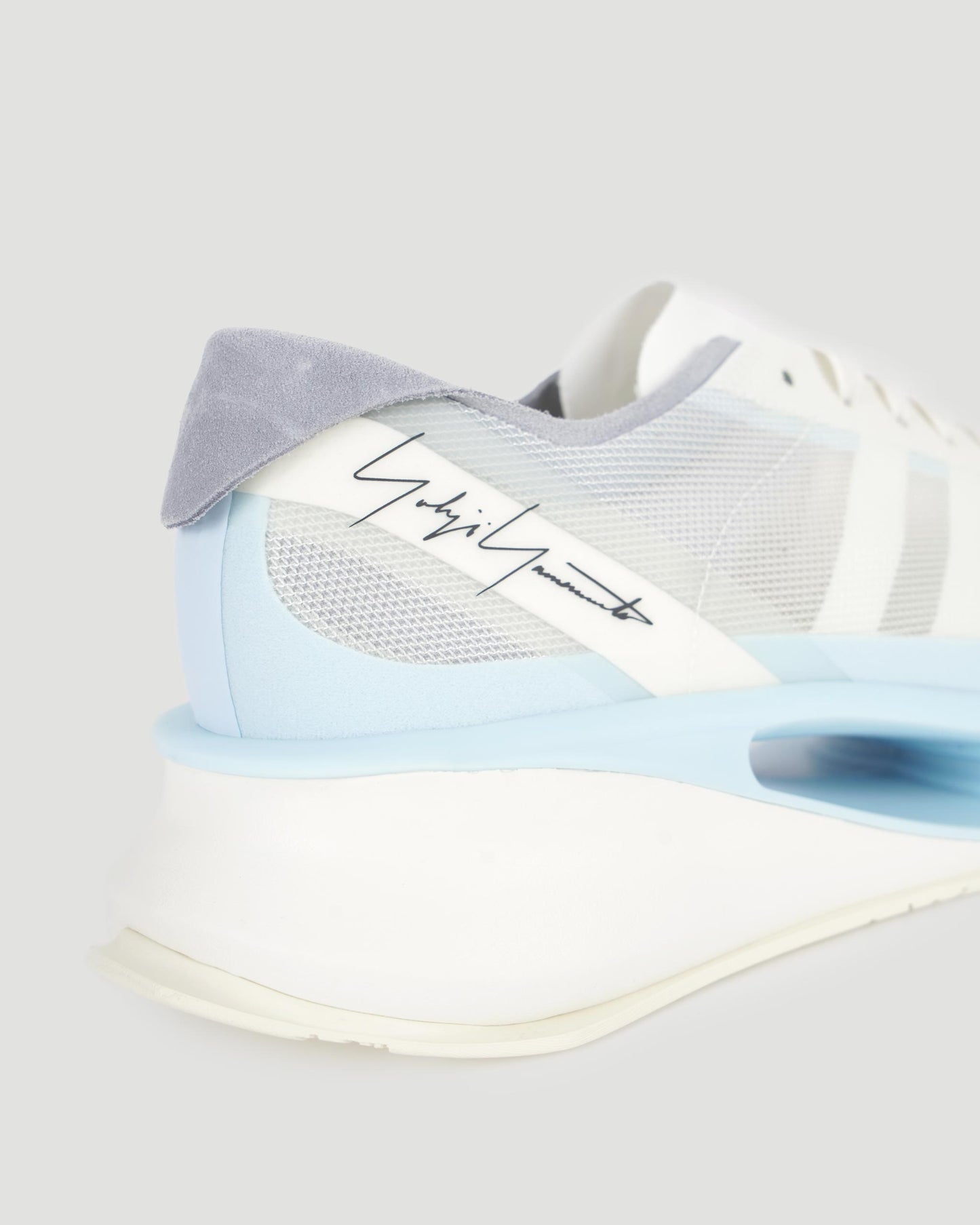 Y-3 Gendo Run trainers in white and blue — product photo 3