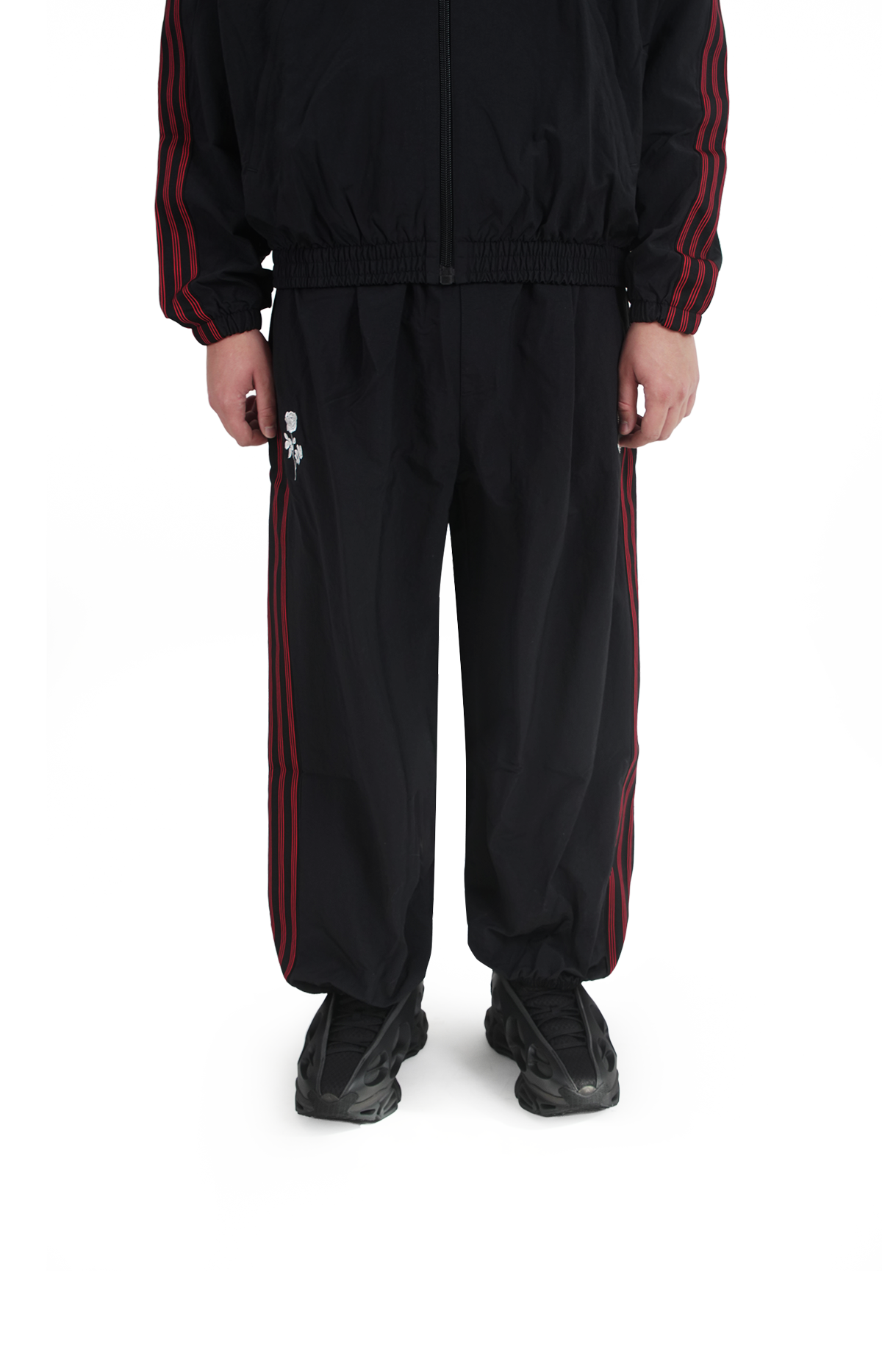 Chavarria Woven Track Pant in Black