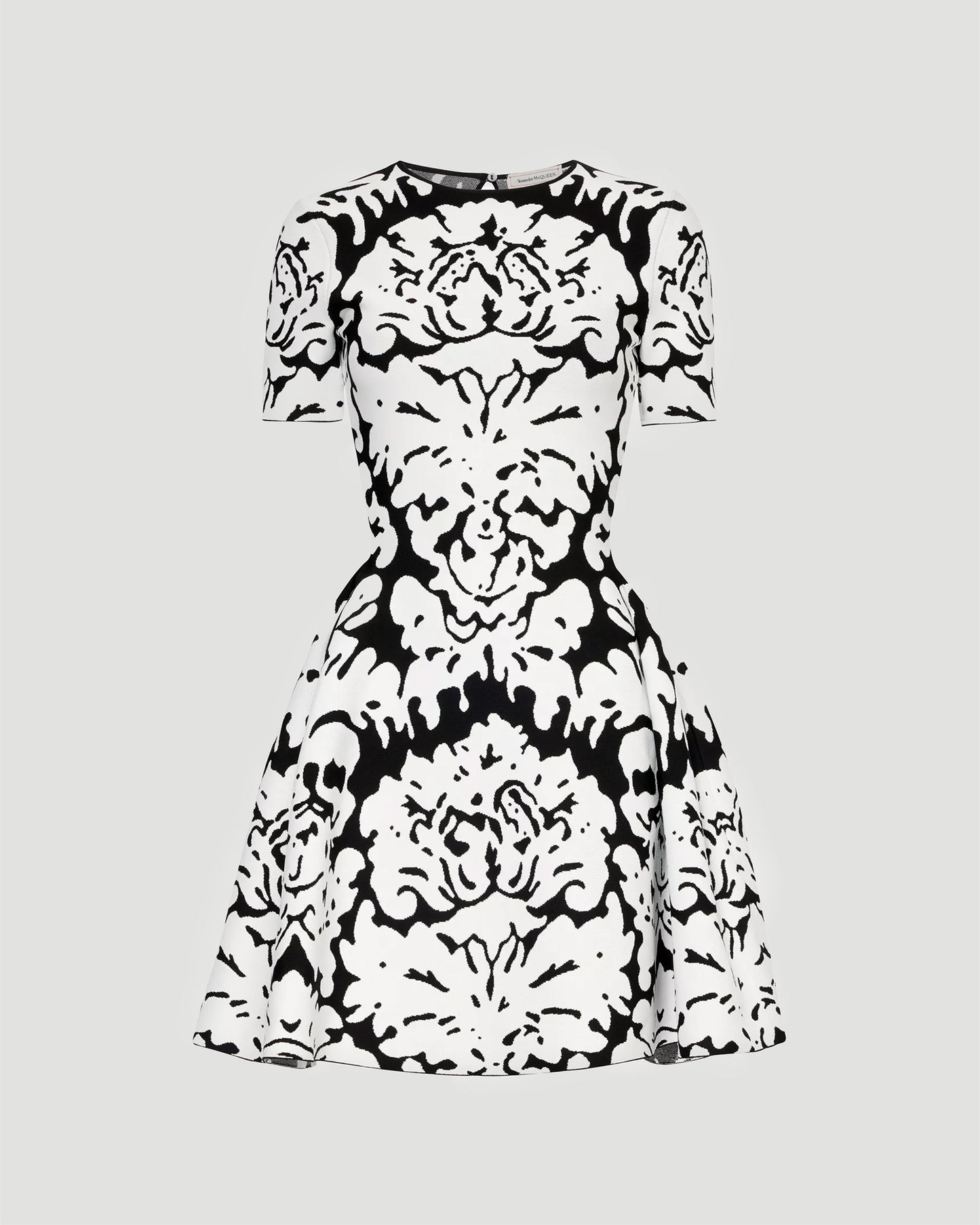 MINI DRESS IN BLACK AND WHITE