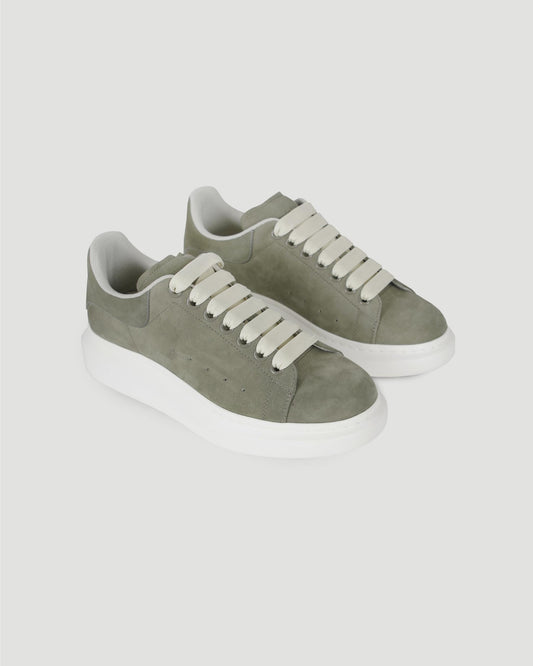 Oversized Sneaker in Warm Grey