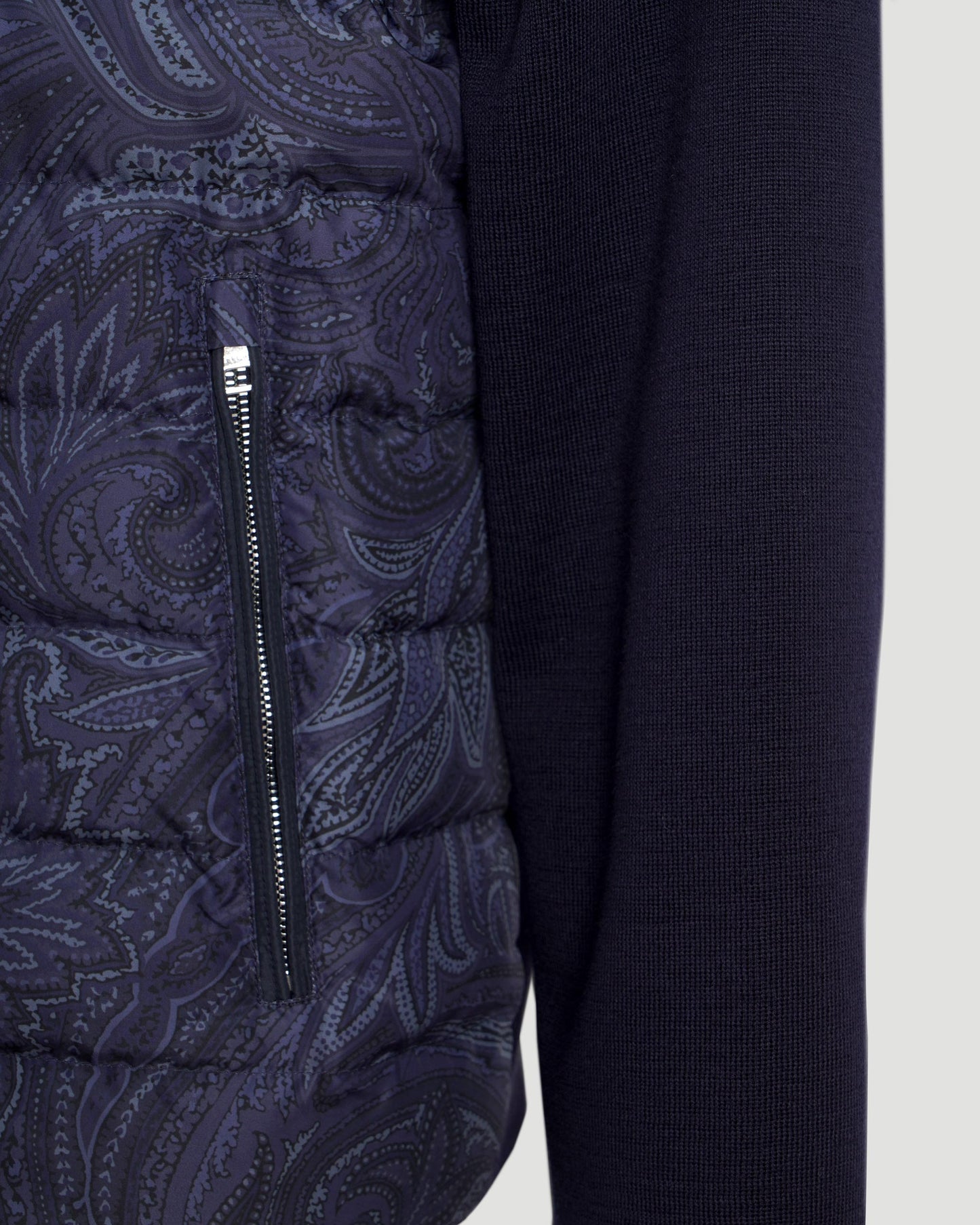 PUFFER JACKET IN NAVY