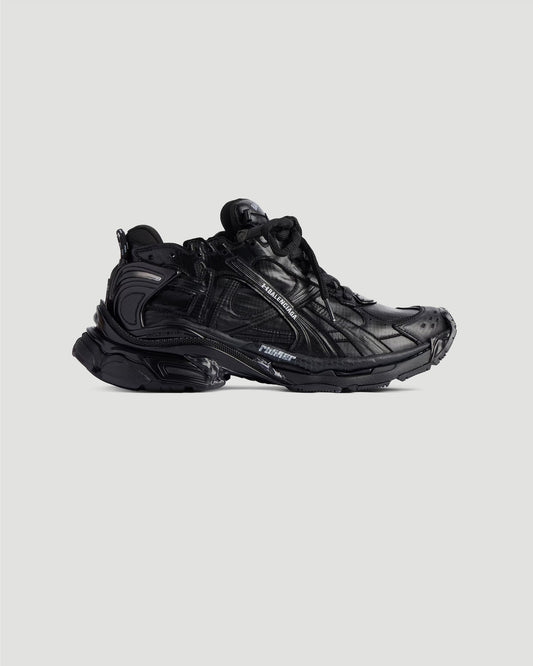 Under Armour® Runner Ripstop Sneaker in Black
