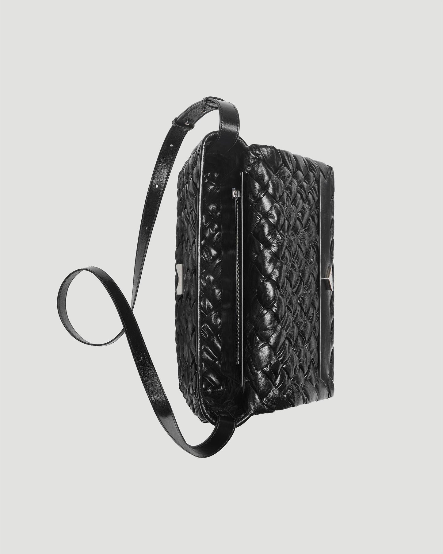 Rumple Messenger in Black