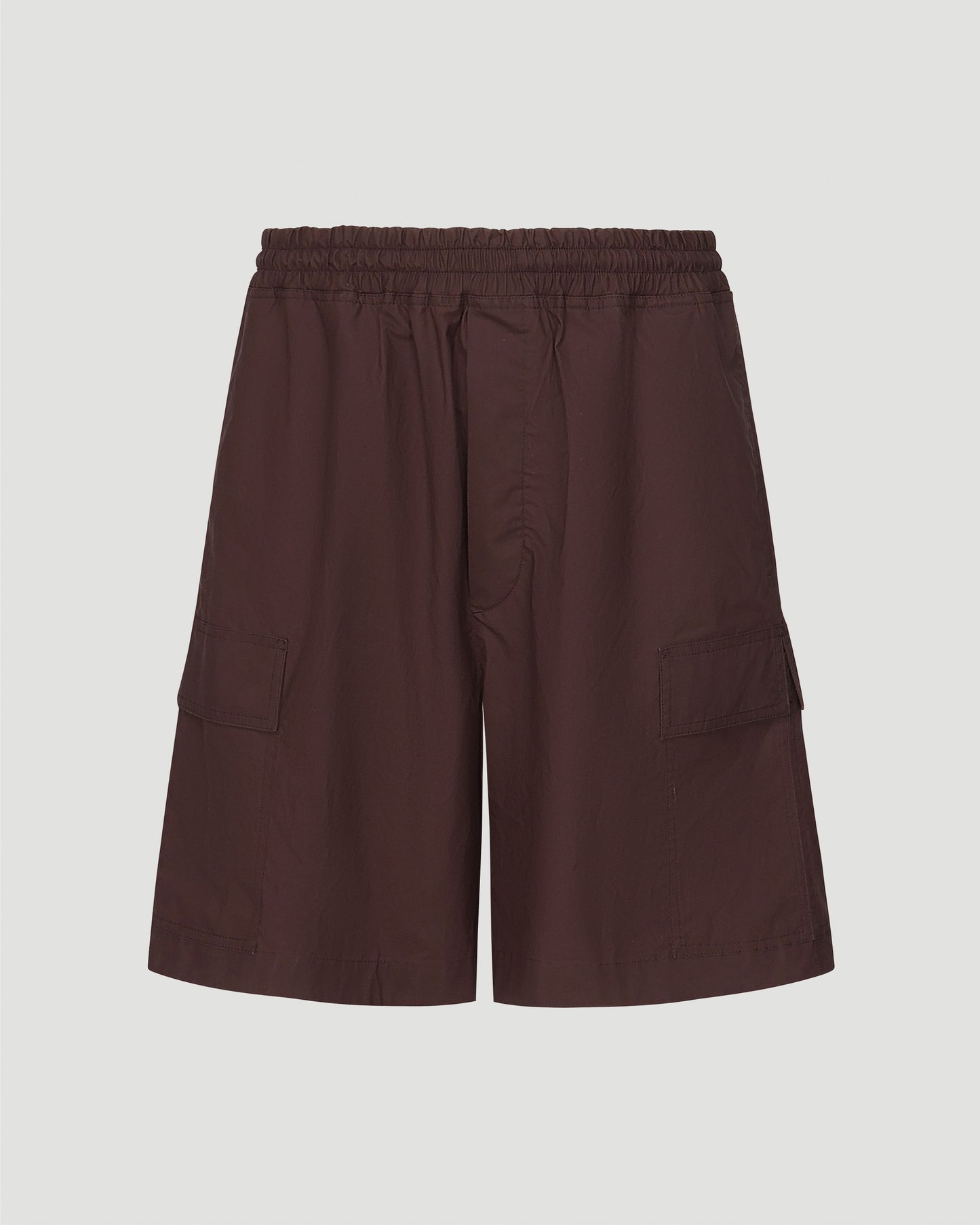 Resinated Cotton Cargo Shorts in Burgundy