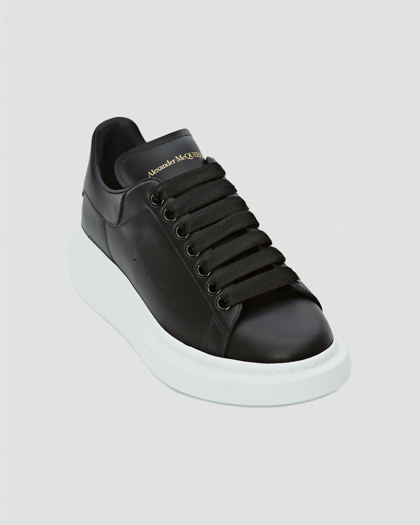 Oversized Sneakers in Black