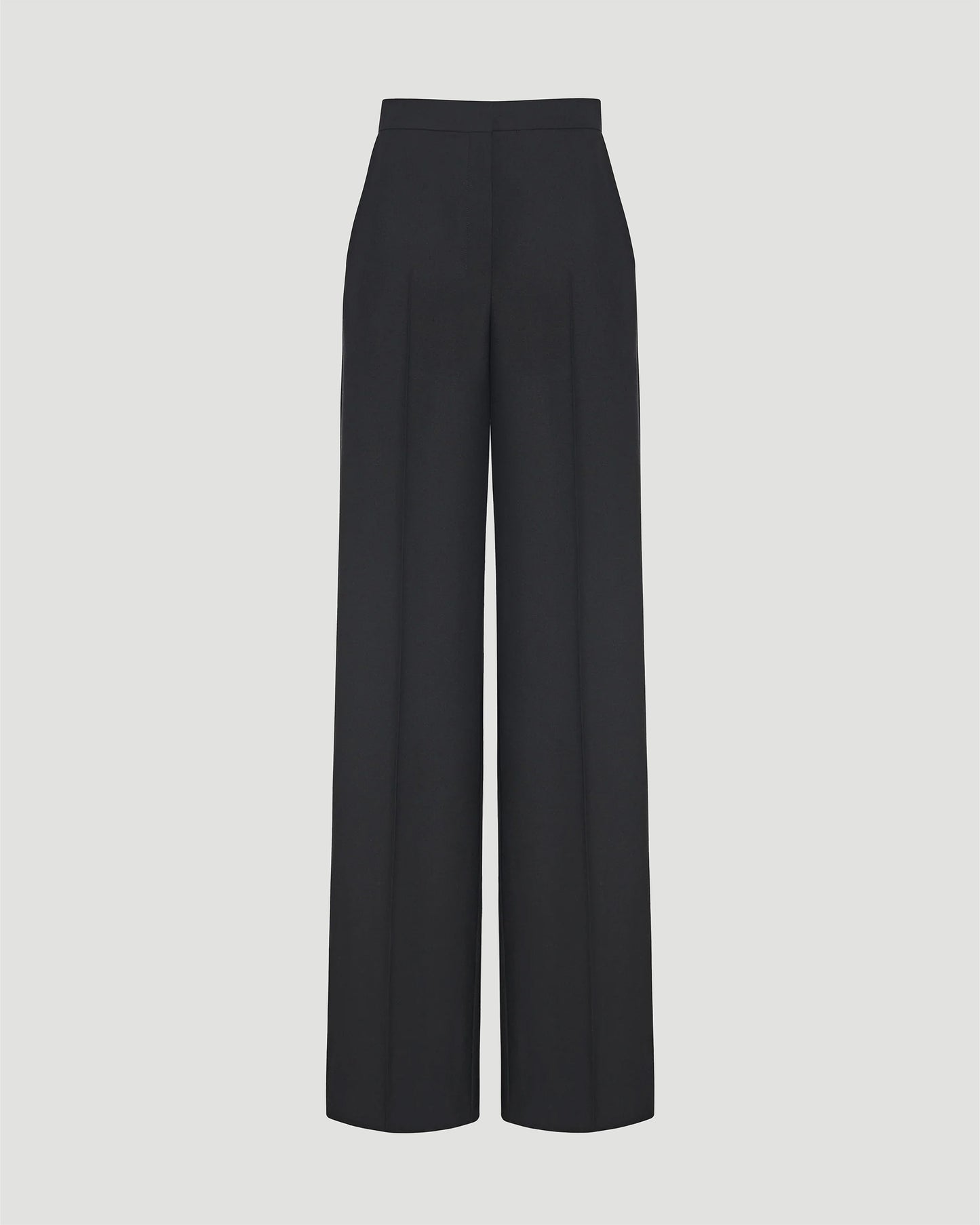 Delton Pant in Black