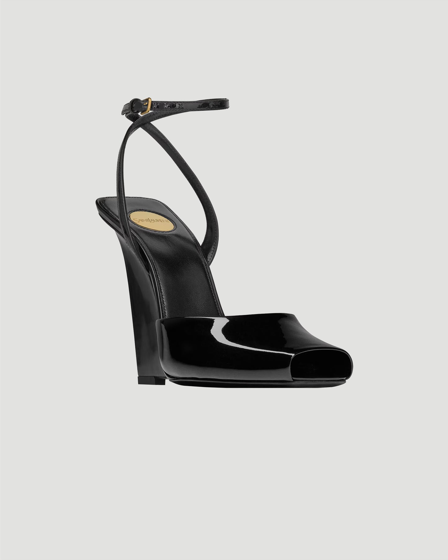 Le Scandale Wedges in Patent Leather