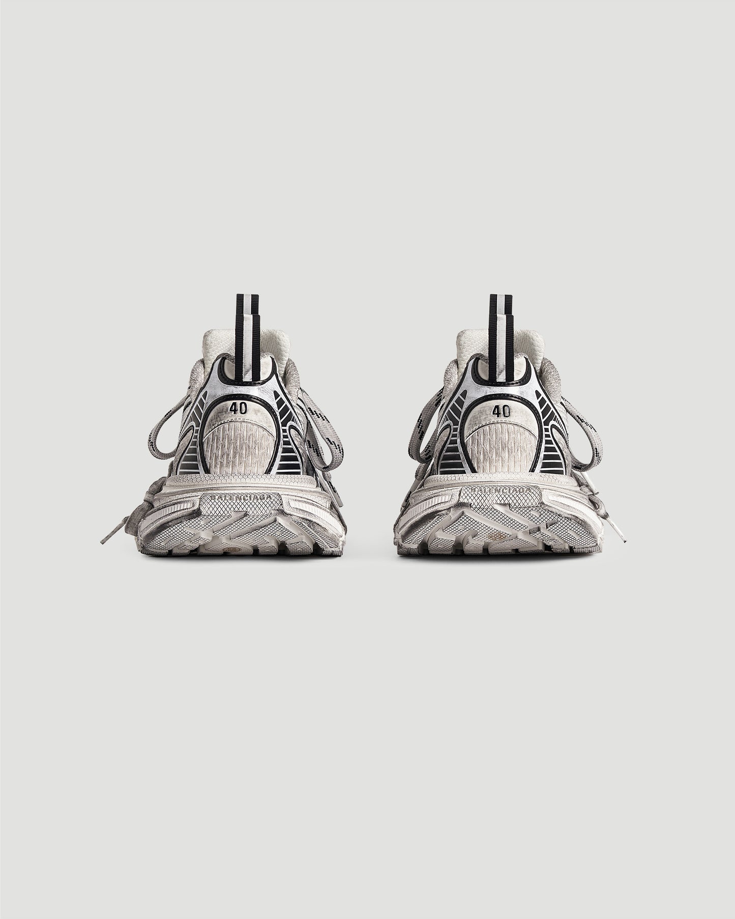 3XL SNEAKERS IN EGG SHELL