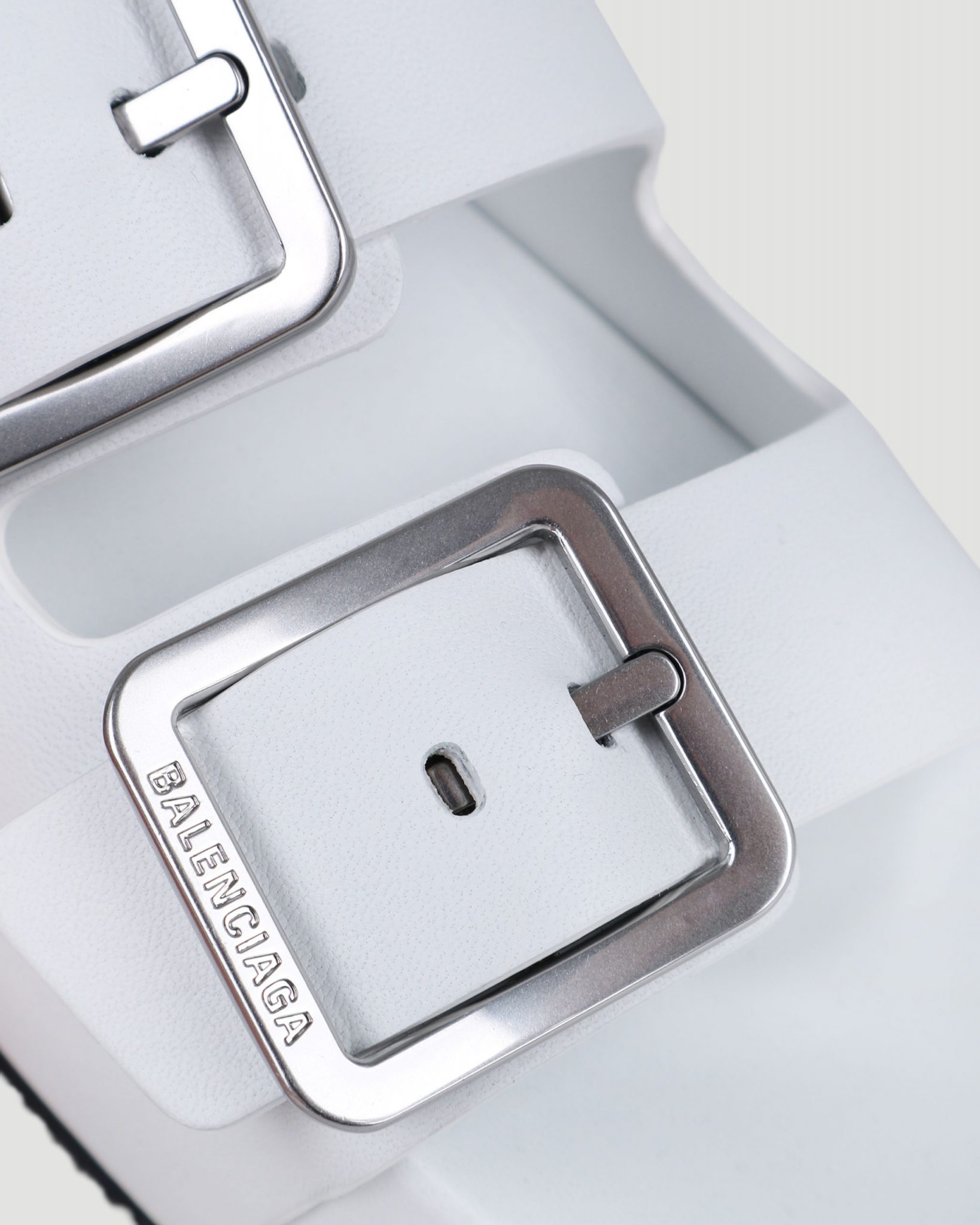 white leather slider